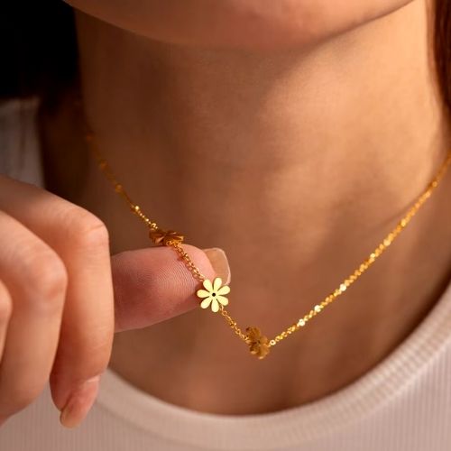 Daisy Flower Necklace