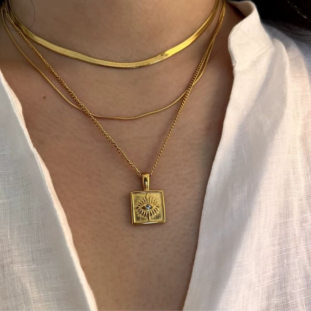 Eye Zircon Pendant Necklace