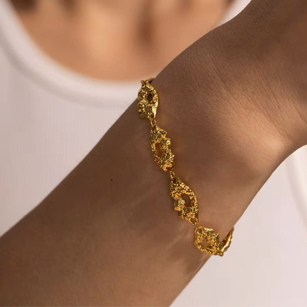 Lips Bracelet