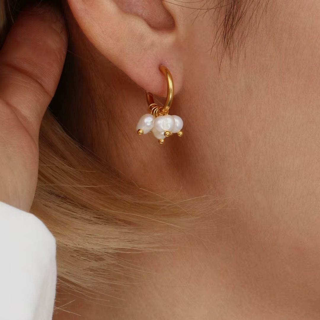 Pearls Hoop Earrings